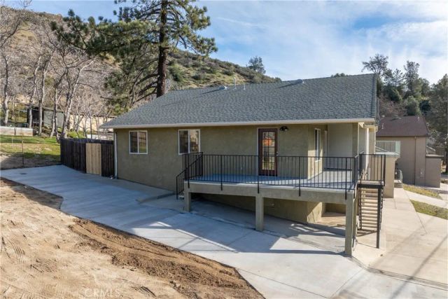 17819 Elizabeth Lake, Lake Hughes, CA 93532