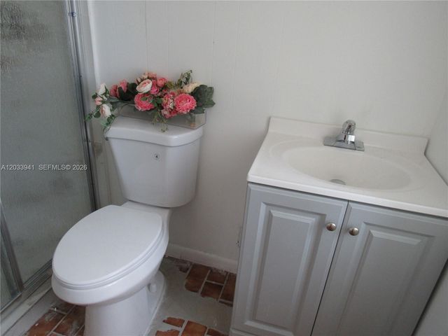 2016 SW 37th Ave 1, Fort Lauderdale, FL 33312