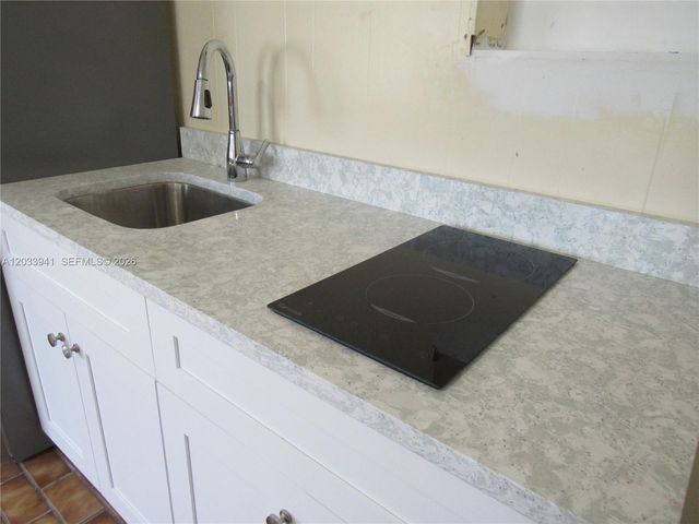2016 SW 37th Ave 1, Fort Lauderdale, FL 33312