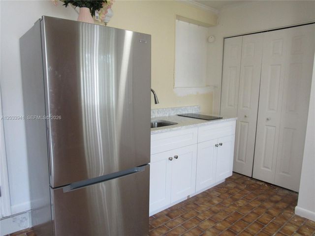 2016 SW 37th Ave 1, Fort Lauderdale, FL 33312