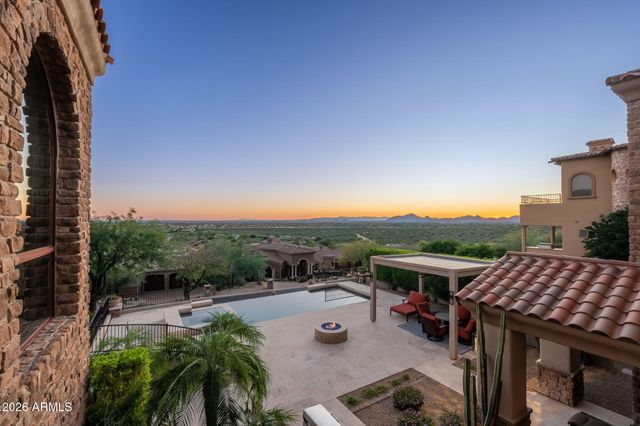 11448 E DREYFUS Avenue, Scottsdale, AZ 85259