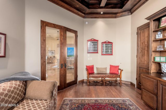 11448 E DREYFUS Avenue, Scottsdale, AZ 85259