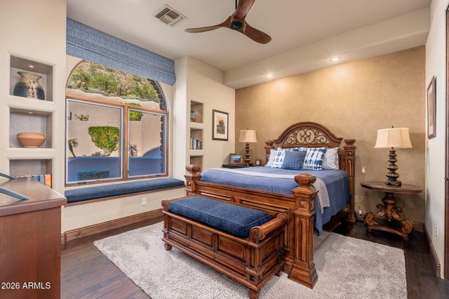 11448 E DREYFUS Avenue, Scottsdale, AZ 85259