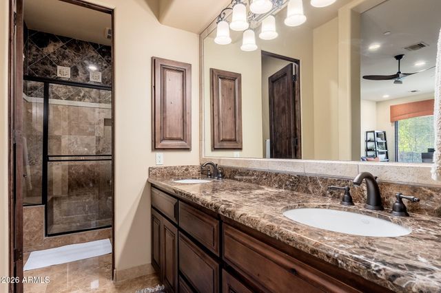 11448 E DREYFUS Avenue, Scottsdale, AZ 85259