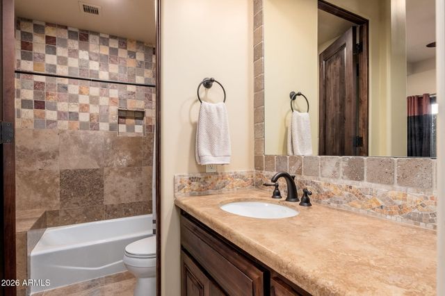 11448 E DREYFUS Avenue, Scottsdale, AZ 85259