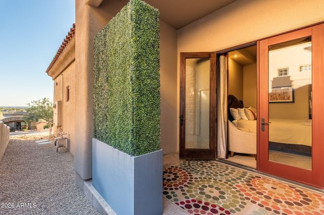 11448 E DREYFUS Avenue, Scottsdale, AZ 85259