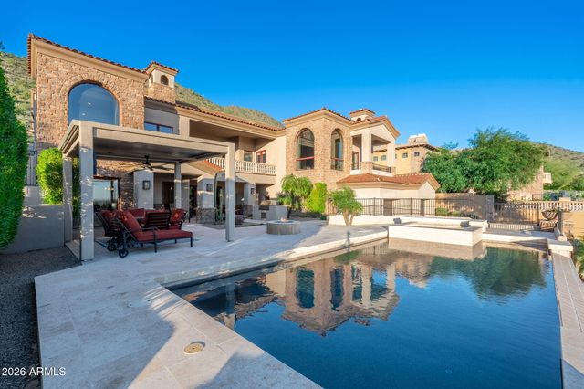 11448 E DREYFUS Avenue, Scottsdale, AZ 85259