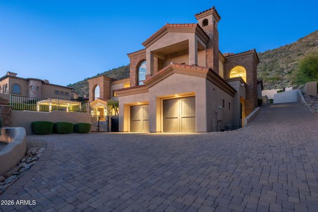 11448 E DREYFUS Avenue, Scottsdale, AZ 85259