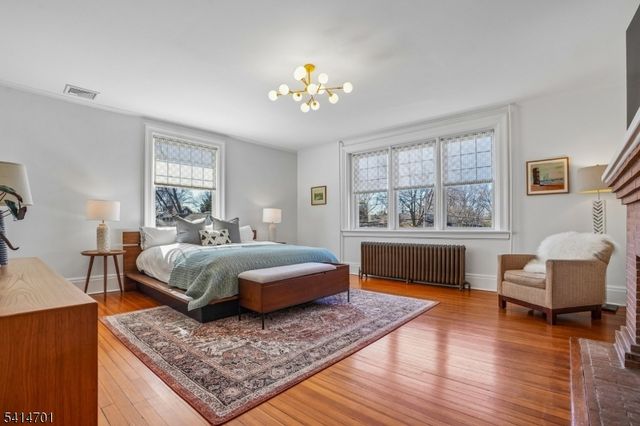 9 Osborne Ter, Maplewood Twp., NJ 07040