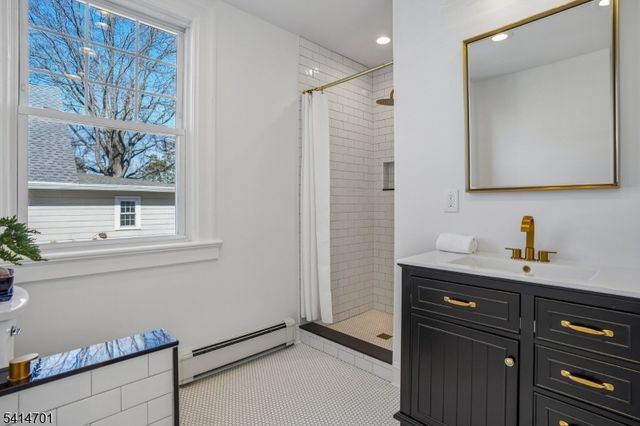 9 Osborne Ter, Maplewood Twp., NJ 07040