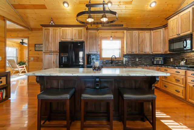 510 Meadow View Drive, Nancy, KY 42544