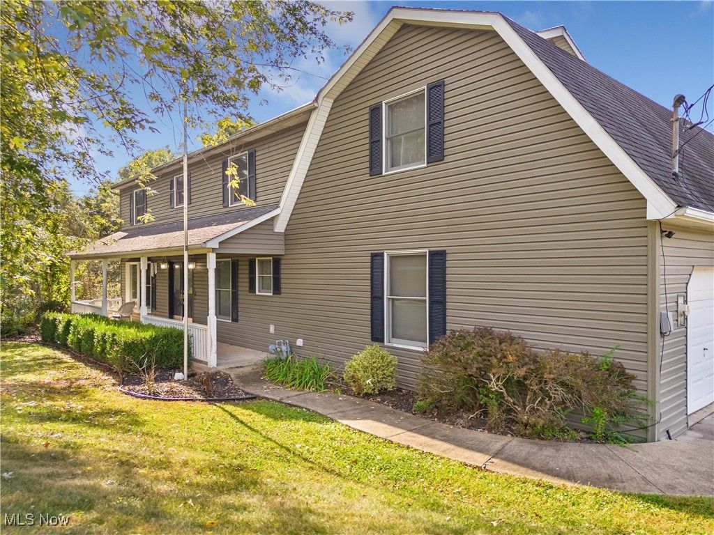 155 Ridgewood Boulevard, Belpre, OH 45714