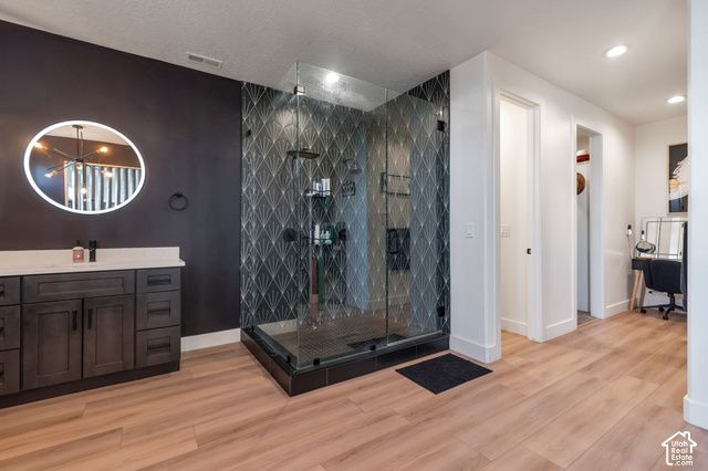7637 S BRINKERHOFF DR, West Jordan, UT 84084