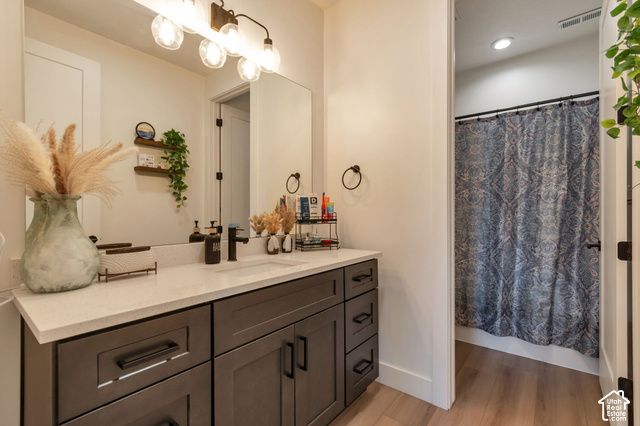 7637 S BRINKERHOFF DR, West Jordan, UT 84084