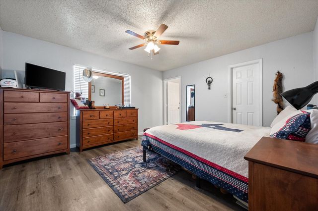 8811 Flint Avenue, Lubbock, TX 79423