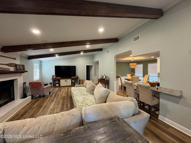 4004 Breezy Hill Lane, Ocean Springs, MS 39564