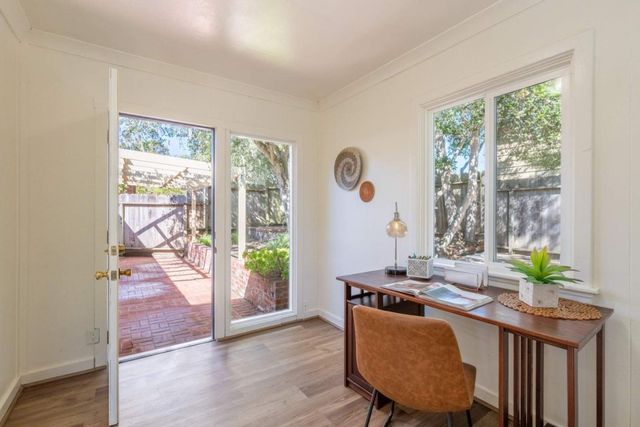 32 Via Ventura, Monterey, CA 93940