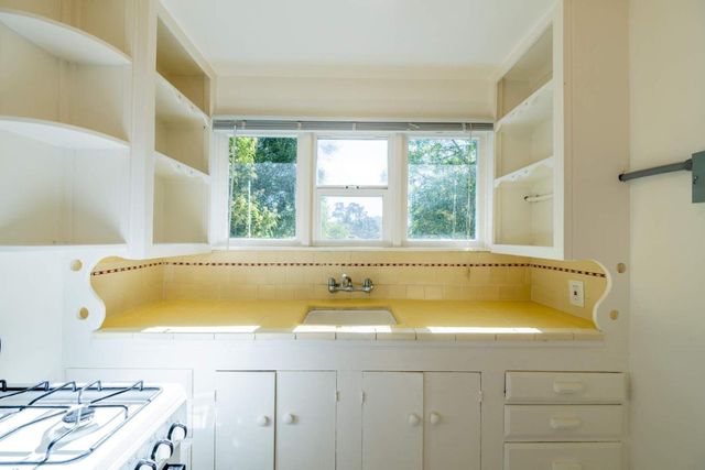 32 Via Ventura, Monterey, CA 93940