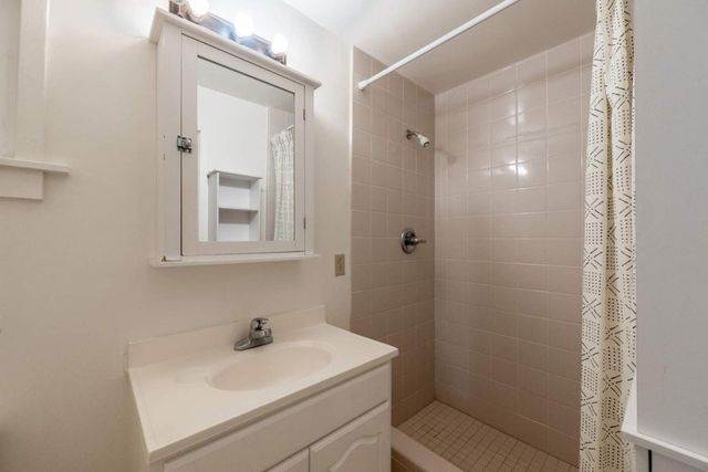 32 Via Ventura, Monterey, CA 93940