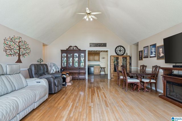 385 COUNTY ROAD 209, Crane Hill, AL 35053