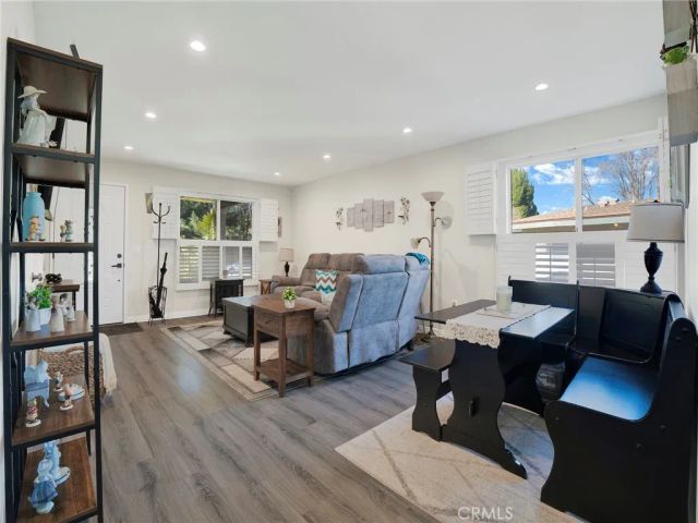 19816 Spanish Oak, Newhall, CA 91321