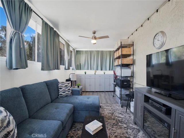 19816 Spanish Oak, Newhall, CA 91321