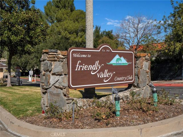 19816 Spanish Oak, Newhall, CA 91321