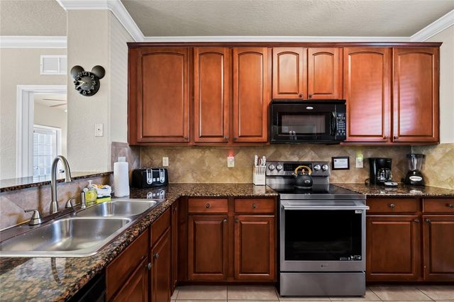 912 CHARO PARKWAY 214, Davenport, FL 33897