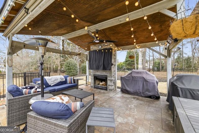 2298 Bright Water Drive, Snellville, GA 30078