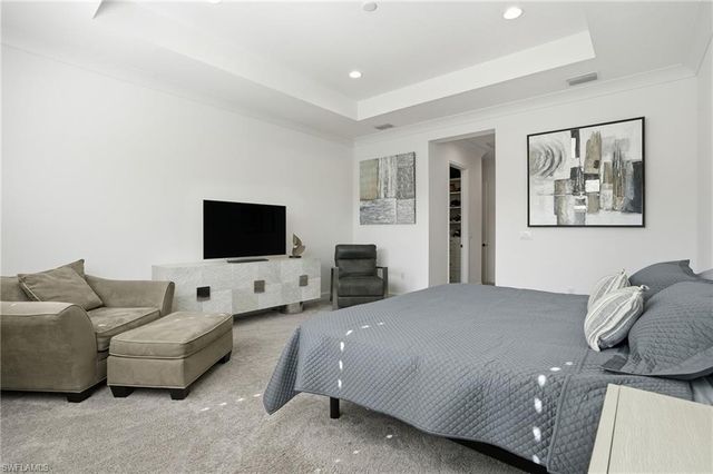 11648 Periwinkle DR, Naples, FL 34120