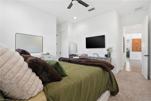 11648 Periwinkle DR, Naples, FL 34120