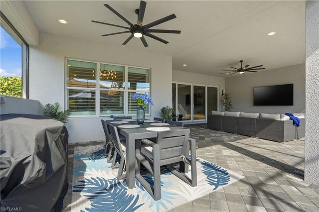 11648 Periwinkle DR, Naples, FL 34120