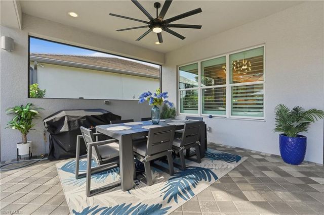 11648 Periwinkle DR, Naples, FL 34120