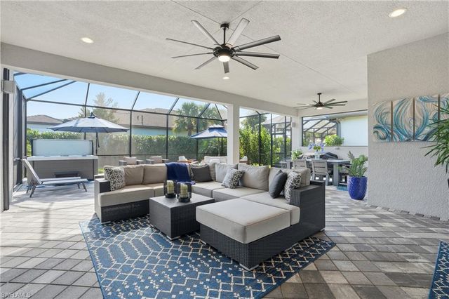 11648 Periwinkle DR, Naples, FL 34120