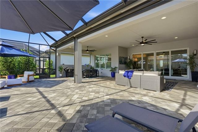 11648 Periwinkle DR, Naples, FL 34120