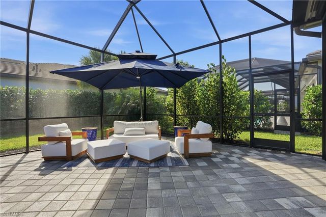 11648 Periwinkle DR, Naples, FL 34120