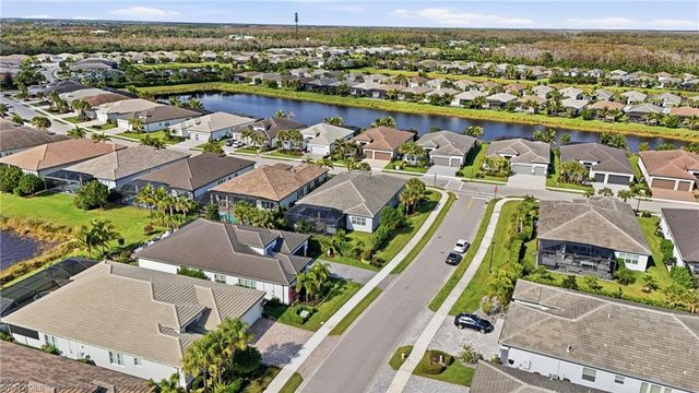 11648 Periwinkle DR, Naples, FL 34120