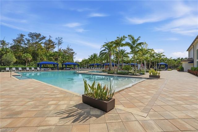 11648 Periwinkle DR, Naples, FL 34120