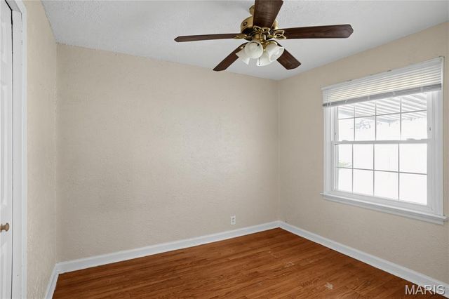 10136 Newbold Drive, St Louis, MO 63137