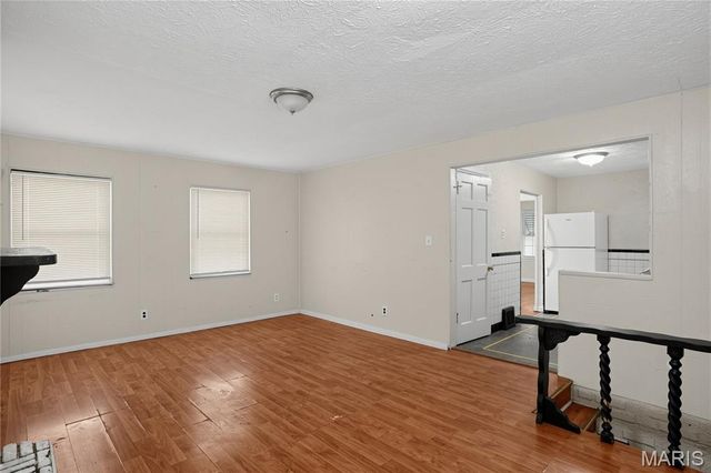 10136 Newbold Drive, St Louis, MO 63137