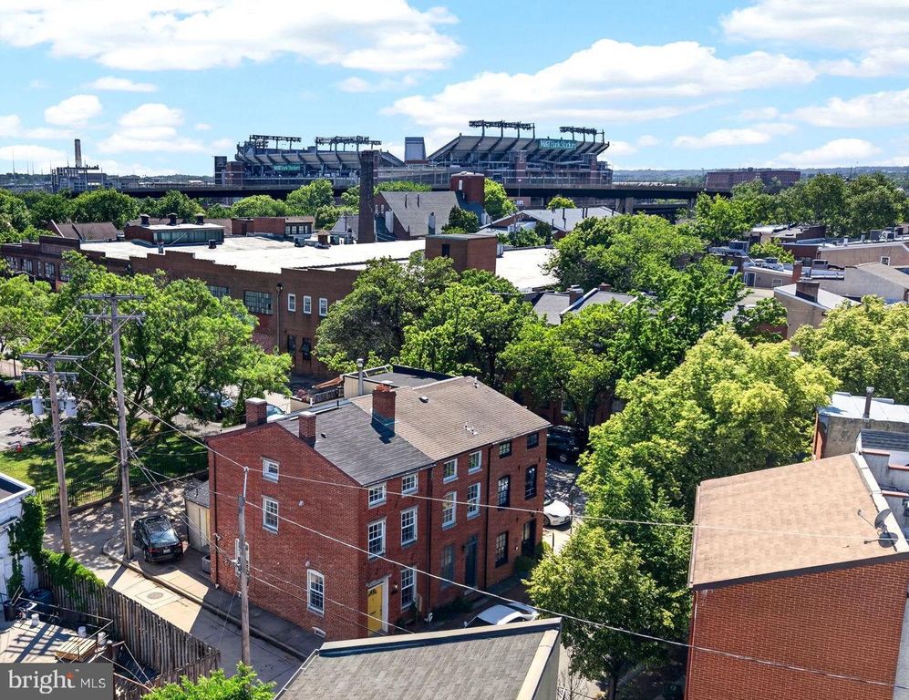 Image 49 of property listing at 109 W MONTGOMERY ST, Baltimore, MD 21230