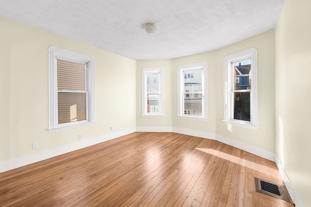 427 Ferry St 2, Everett, MA 02149