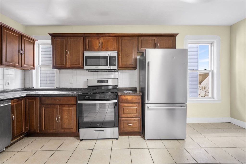 427 Ferry St 2, Everett, MA 02149