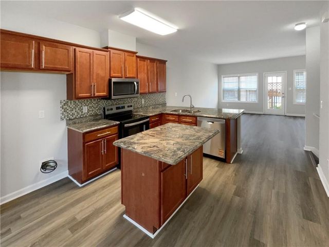 1622 Halliard Drive, Lawrenceville, GA 30043