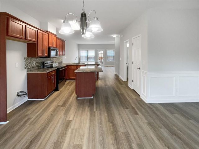 1622 Halliard Drive, Lawrenceville, GA 30043