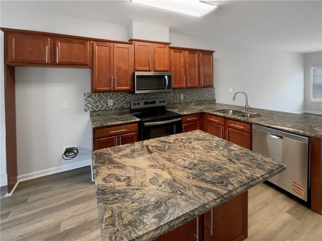 1622 Halliard Drive, Lawrenceville, GA 30043