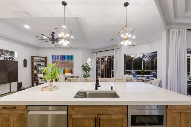 9405 BOXTHORN PLACE, Bradenton, FL 34202