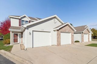 2339 Effingham Way, Sun Prairie, WI 53590