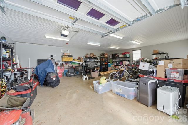 904 15th Street NW, Conover, NC 28613