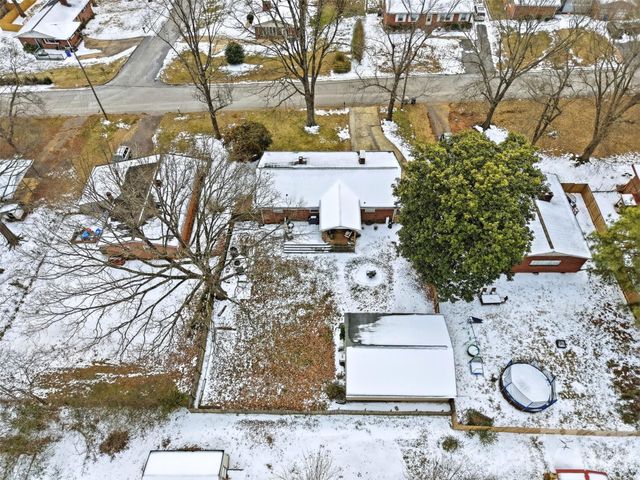 904 15th Street NW, Conover, NC 28613